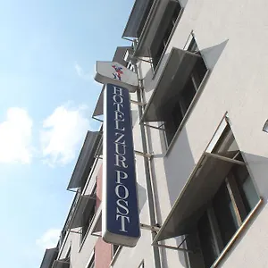 Zur Post *** München